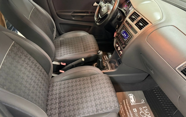 imagem-https://www.socarrao.com.br/sc-vehicle-images-prod/1479695/1778865539502-V2hhdHNBcHAgSW1hZ2UgMjAyNi0wNS0xMyBhdCAxNy4yMS4xOCAoNSkuanBlZw.jpeg