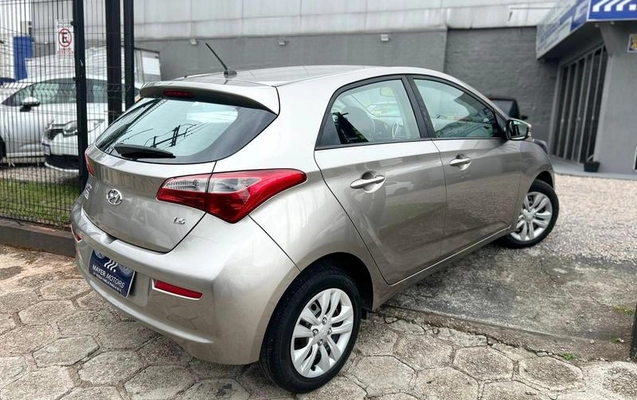 imagem-https://www.socarrao.com.br/sc-vehicle-images-prod/1480388/1788010162622-7760293_3_B_b3098bd43e.jpeg
