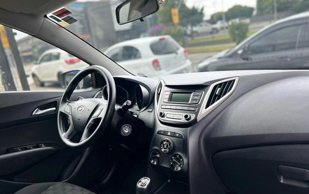 imagem-https://www.socarrao.com.br/sc-vehicle-images-prod/1480388/1788010162635-7760293_2_B_e5543db8c5.jpeg