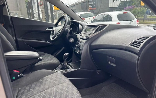 imagem-https://www.socarrao.com.br/sc-vehicle-images-prod/1480388/1788010162639-7760293_2_B_a87a3bf7cc.jpeg
