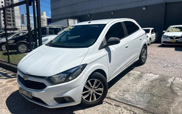 imagem-https://www.socarrao.com.br/sc-vehicle-images-prod/1481404/1788010220009-7816373_6_B_0b0561c7ec.jpeg