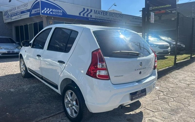 imagem-https://www.socarrao.com.br/sc-vehicle-images-prod/1481428/1788010268117-7800728_3_B_79a3b9f3ed.jpeg