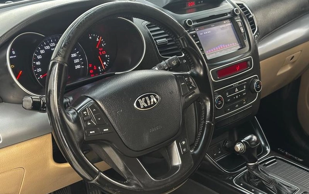 imagem-https://www.socarrao.com.br/sc-vehicle-images-prod/1482409/1788527277126-7926887_5_B_085a2bae0d.jpeg