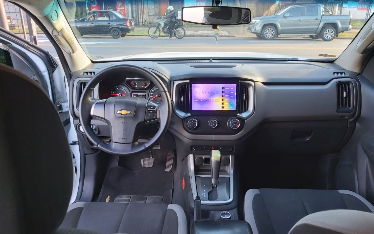 imagem-https://www.socarrao.com.br/sc-vehicle-images-prod/1482437/1778871332131-V2hhdHNBcHAgSW1hZ2UgMjAyNi0wNS0wNCBhdCAxNi40NS4xMi5qcGVn.jpeg