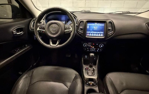 imagem-https://www.socarrao.com.br/sc-vehicle-images-prod/1482786/1782826754146-8053034_5_B_efd27bd26c.jpeg