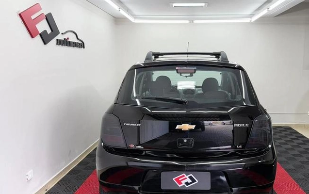 imagem-https://www.socarrao.com.br/sc-vehicle-images-prod/1483338/1789483888728-8031542_1_B_5b46fda7b0.jpeg