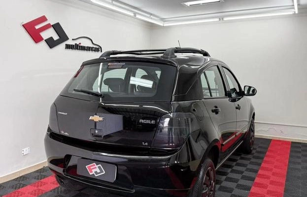 imagem-https://www.socarrao.com.br/sc-vehicle-images-prod/1483338/1789483888729-8031542_2_B_93b9fe80cc.jpeg
