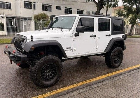 Jeep Wrangler 2015 Branco — foto 1 de 3