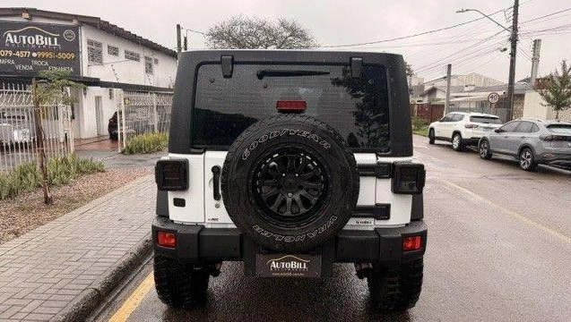 imagem-https://www.socarrao.com.br/sc-vehicle-images-prod/1483620/1786137821719-8093098_4_B_3db953a99c.jpeg