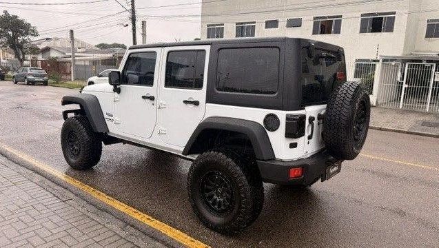 imagem-https://www.socarrao.com.br/sc-vehicle-images-prod/1483620/1786137821721-8093098_5_B_fa86360095.jpeg