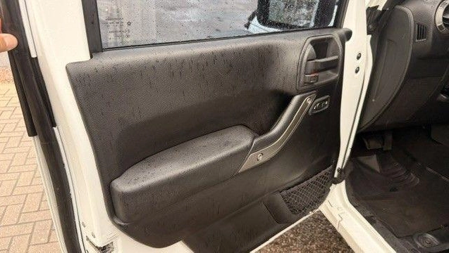 imagem-https://www.socarrao.com.br/sc-vehicle-images-prod/1483620/1786137821734-8093098_11_B_2d3d73251f.jpeg