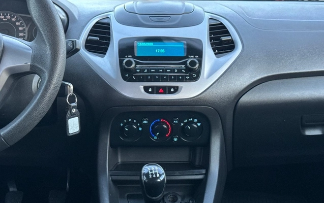 imagem-https://www.socarrao.com.br/sc-vehicle-images-prod/1483961/1778873819705-1_043616.jpg