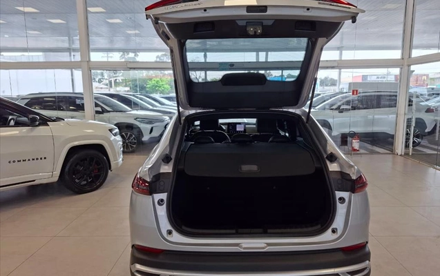 imagem-https://www.socarrao.com.br/sc-vehicle-images-prod/1484059/1789133828784-3c09cfa7-a44a-47f0-b874-2ec8dca4d2a420260813140040.jpeg