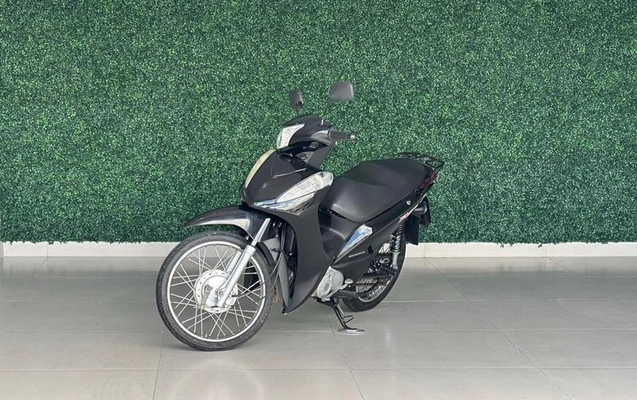 imagem-https://www.socarrao.com.br/sc-vehicle-images-prod/1484570/1780661172380-8089366_12_B_4f00c692f7.jpeg
