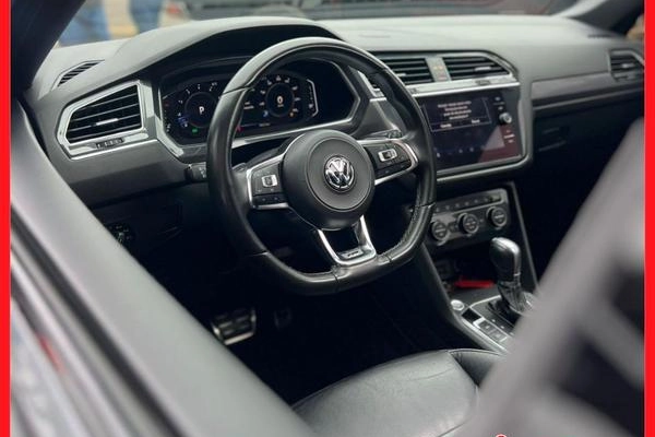 imagem-https://www.socarrao.com.br/sc-vehicle-images-prod/1484631/1789066376126-7995918_12_B_81b8c2647f.jpg