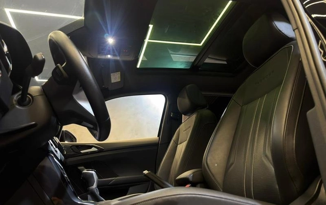 imagem-https://www.socarrao.com.br/sc-vehicle-images-prod/1485631/1790024415645-8093583_15_B_f6bb318552.jpeg