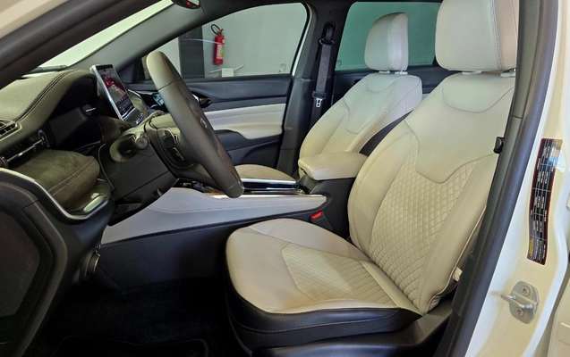 imagem-https://www.socarrao.com.br/sc-vehicle-images-prod/1486295/1778877774623-MjAyNjA1MTJfMTUxMjM3LmpwZw.jpg
