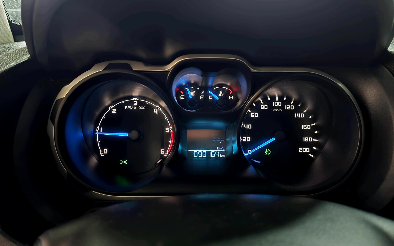 imagem-https://www.socarrao.com.br/sc-vehicle-images-prod/1486316/1778878036680-MjAyNjA1MTRfMTAwMTAyLmpwZw.jpg