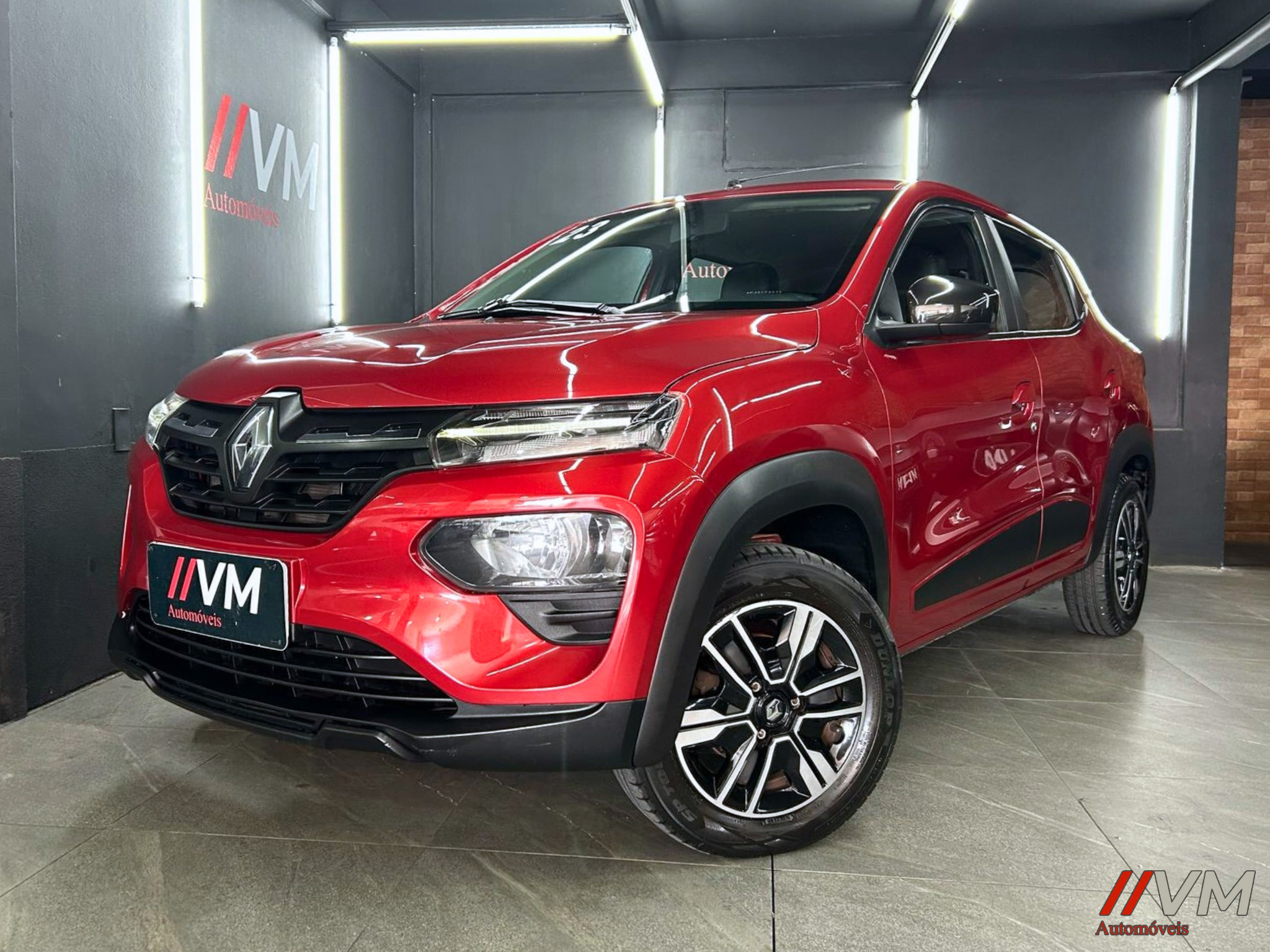 Renault Kwid Intense 1.0 Flex 12V 5p Mec. na cor Vermelho em Florianópolis / SC - 14905