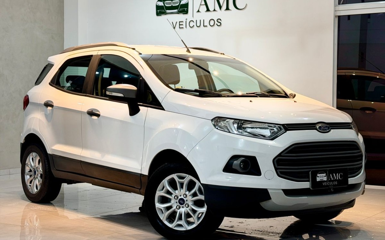 Ford EcoSport FREESTYLE 1.6 16V Flex 5p Aut. na cor Branco em Joinville / SC - 1506455