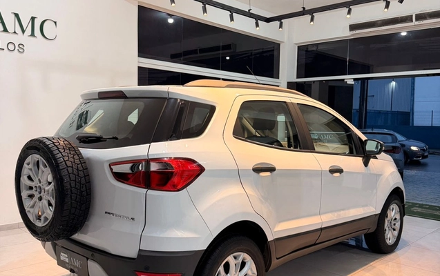 imagem-https://www.socarrao.com.br/sc-vehicle-images-prod/1506455/1778942384931-V2hhdHNBcHAgSW1hZ2UgMjAyNi0wNS0xNiBhdCAxMC41MS4zNCAoMSkuanBlZw.jpeg