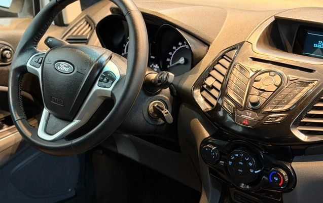 imagem-https://www.socarrao.com.br/sc-vehicle-images-prod/1506455/1778942385252-V2hhdHNBcHAgSW1hZ2UgMjAyNi0wNS0xNiBhdCAxMC41MS4zNiAoMSkuanBlZw.jpeg