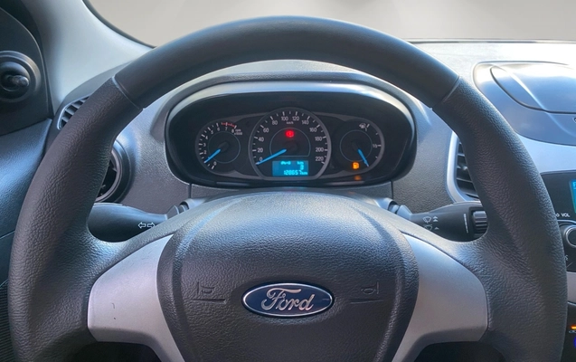 imagem-https://www.socarrao.com.br/sc-vehicle-images-prod/1506474/1778939016056-aW1hZ2UwOC5qcGc.jpg