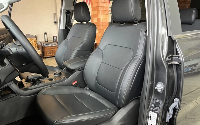 imagem-https://www.socarrao.com.br/sc-vehicle-images-prod/1506488/1788960115451-app-photos-UG1RTffURa5qTbyhefBHpa2gCg89NeyV.jpg