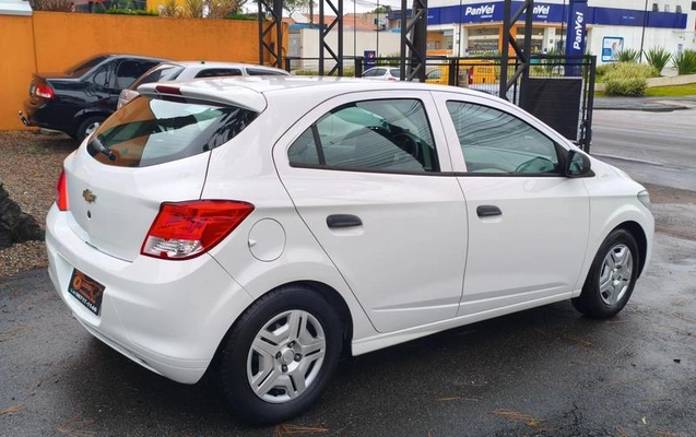 imagem-https://www.socarrao.com.br/sc-vehicle-images-prod/1506559/1783772916693-8094749_5_B_17374d6217.jpeg