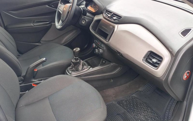 imagem-https://www.socarrao.com.br/sc-vehicle-images-prod/1506559/1783772916701-8094749_13_B_d398ccfec9.jpeg