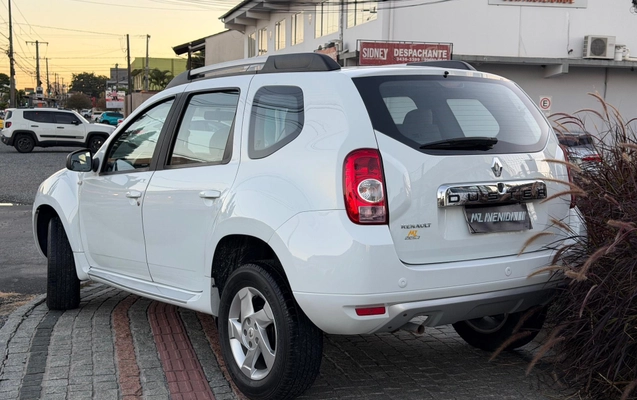 imagem-https://www.socarrao.com.br/sc-vehicle-images-prod/1506560/1784752181354-b619ad01f79d4a2e92346aae88282105_1778938226592.jpeg