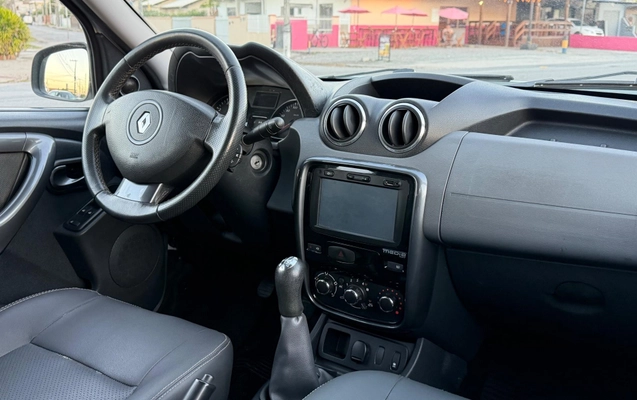 imagem-https://www.socarrao.com.br/sc-vehicle-images-prod/1506560/1784752181358-36b310ca54a34bcba88813445616edf4_1778938232281.jpeg