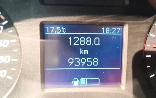 imagem-https://www.socarrao.com.br/sc-vehicle-images-prod/1506581/1791494611013-lrc75juAP37ODoVrStjZdbhRAESjisBI.jpg