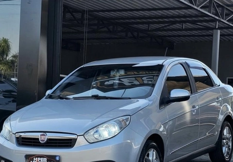 Fiat Grand Siena 2016 Bege — foto 1 de 3