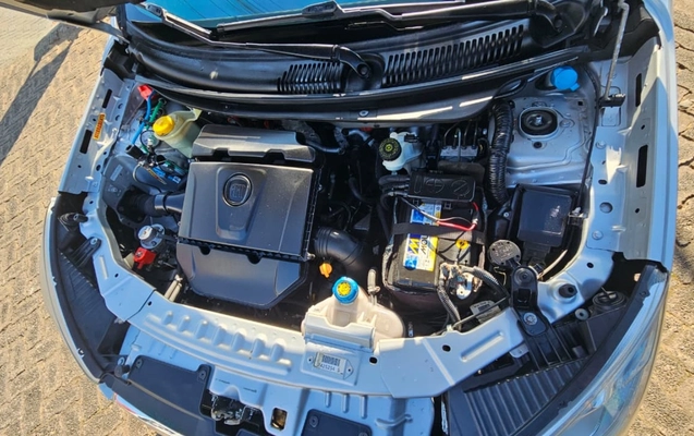 imagem-https://www.socarrao.com.br/sc-vehicle-images-prod/1506674/1778942934425-OTdmMzMwNmQtNmRhMi00YWUzLWI1YWQtMzZkYTFjMzZjZmI1LmpwZw.jpg