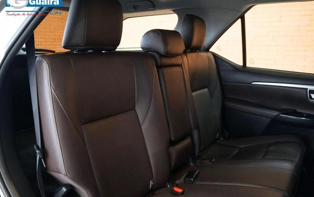 imagem-https://www.socarrao.com.br/sc-vehicle-images-prod/1506716/1789567868271-8094863_5_B_9a1da8361e.jpeg
