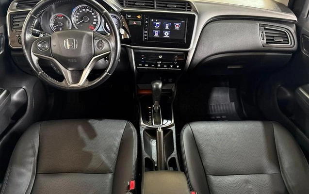 imagem-https://www.socarrao.com.br/sc-vehicle-images-prod/1506935/1781632794705-8075440_8_B_32dee03db0.jpeg