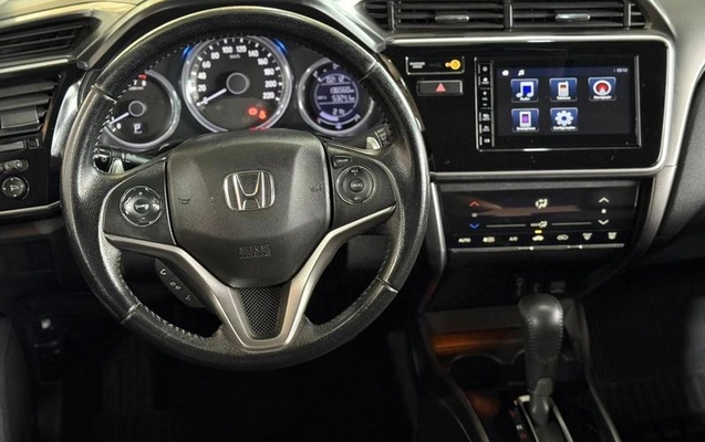 imagem-https://www.socarrao.com.br/sc-vehicle-images-prod/1506935/1781632794710-8075440_11_B_74ec8e3e44.jpeg