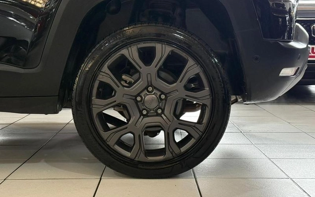 imagem-https://www.socarrao.com.br/sc-vehicle-images-prod/1506939/1781041192708-8042514_15_B_4f31978ec2.jpeg