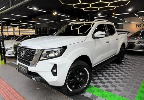 Nissan Frontier 2024 Branco — foto 1 de 3