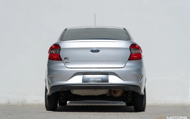 imagem-https://www.socarrao.com.br/sc-vehicle-images-prod/1507179/1786477424789-8059102_2_B_29d7dce910.jpeg