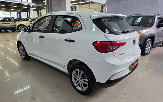 imagem-https://www.socarrao.com.br/sc-vehicle-images-prod/1507199/1778954227561-xUgoErxlhwSuAgymihTnUbR3vmLa6tUJ.jpg