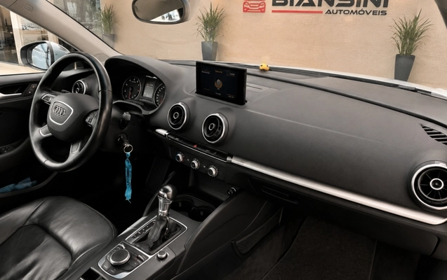 imagem-https://www.socarrao.com.br/sc-vehicle-images-prod/1507260/1778955665907-pnyCv82TOhZBPqJ6X7hZ0bqXil8mzpWR.jpg