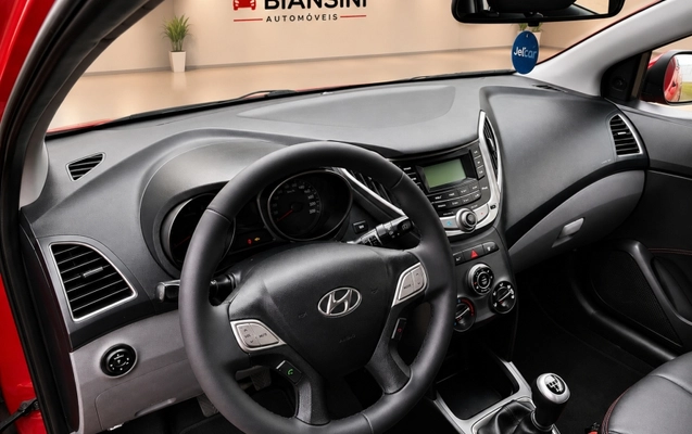 imagem-https://www.socarrao.com.br/sc-vehicle-images-prod/1507277/1778956250397-k9mPzGxpAYTEUYsIyWxM1JNf2Xmc1ir7.jpg