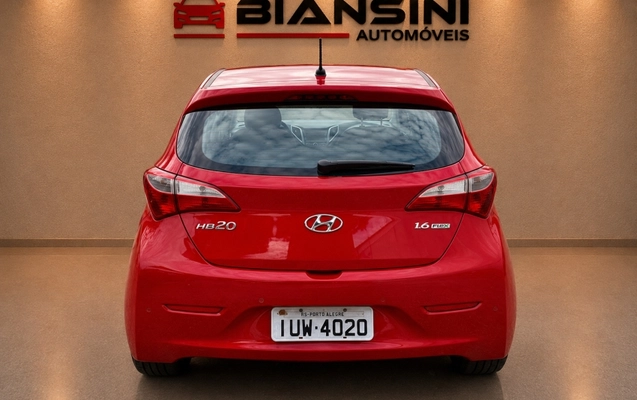 imagem-https://www.socarrao.com.br/sc-vehicle-images-prod/1507277/1778956250403-LrRZl9eepATpmAtrJcXqnQBEd67gMgmp.jpg