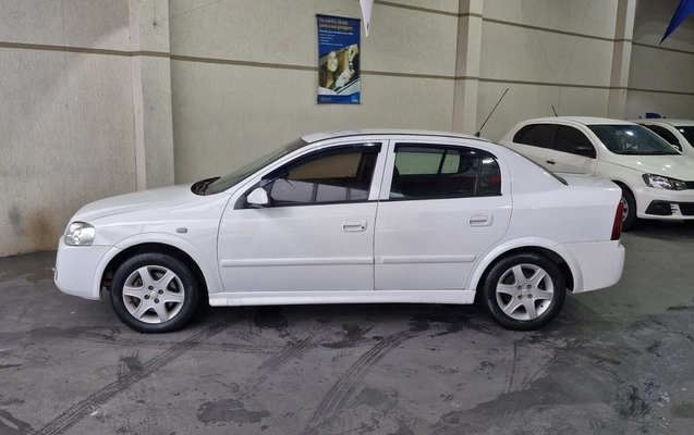 imagem-https://www.socarrao.com.br/sc-vehicle-images-prod/1507350/1778957423231-Ny5qcGVn.jpeg