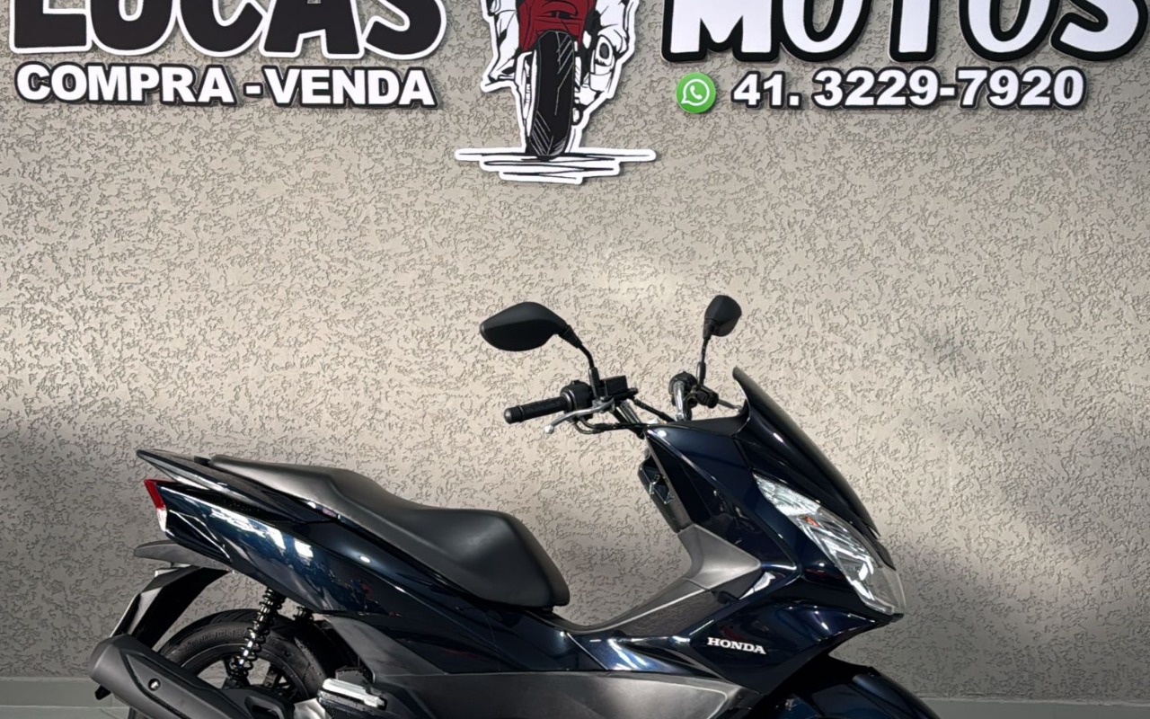 Honda PCX 150/DLX  na cor Azul em Curitiba / PR - 1507382