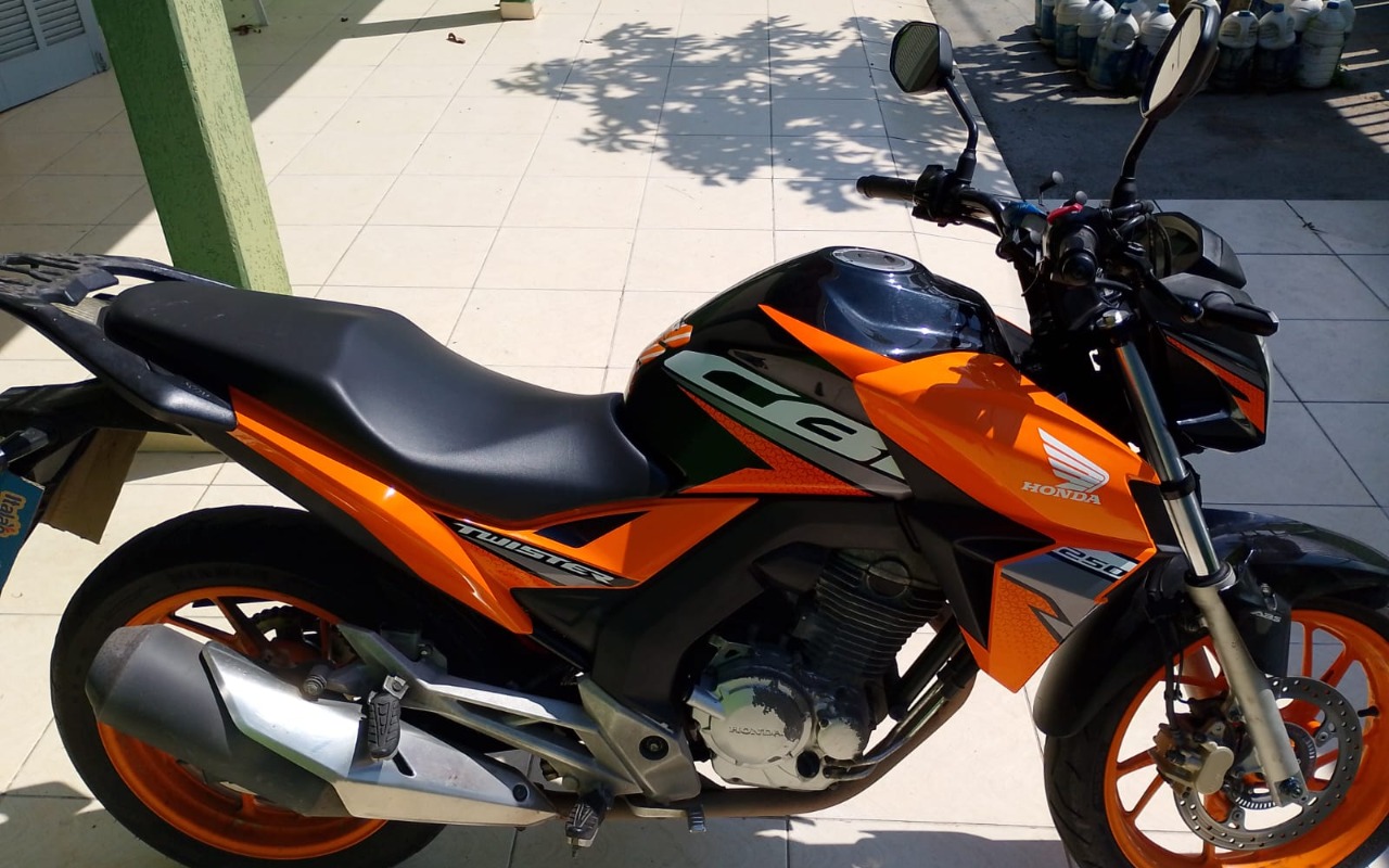 imagem-https://www.socarrao.com.br/sc-vehicle-images-prod/1507609/1779300740941-SU1HLTIwMjUxMTA0LVdBMDAyNS5qcGc.jpg