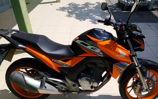 imagem-https://www.socarrao.com.br/sc-vehicle-images-prod/1507609/1779300740941-SU1HLTIwMjUxMTA0LVdBMDAyNS5qcGc.jpg