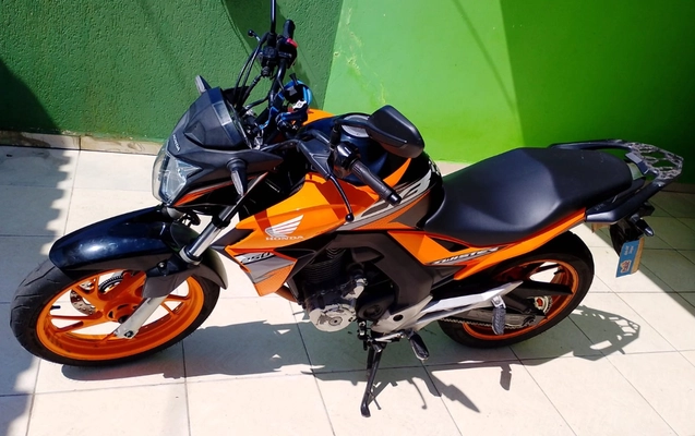 imagem-https://www.socarrao.com.br/sc-vehicle-images-prod/1507609/1779300741421-SU1HLTIwMjUxMTA0LVdBMDAyMy5qcGc.jpg